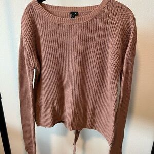 MOON & Madison Women’s Tie Back Sweater Size Medium